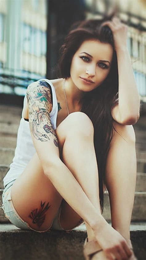 Blue Eyed Tattooeed Sexy Girl Iphone Wallpapers Free Download