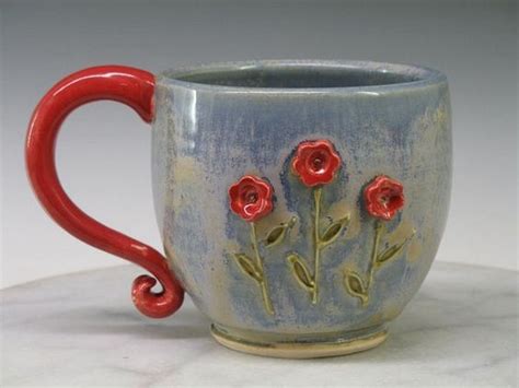 30 Cute Ceramic Mug Ideas With Various Color Variation Pottery Mugs