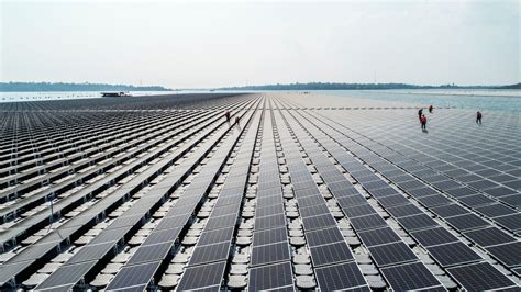 Singapore Unveils One Of Worlds Largest Floating Solar Power Farms