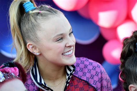 Jojo Siwa On Her Breakup With Kylie Prew Right Person Wrong Time