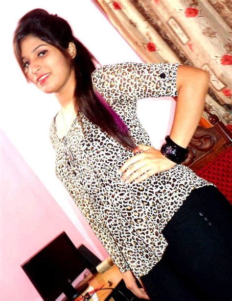 Indian Girls Photo Facebook Profile Photo Of Cute And Stylish Deshi Girl Album 3