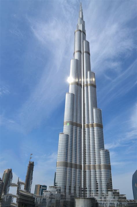 The Most Famous Place In Dubai Burj Khalifa Pin By Monica Force Kerley