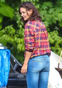 Katie Holmes Smokes On The Set Of All We Had As She Films Scene Dressed