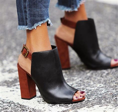 Why You Should Rock The Mule Shoes Fashion Trend