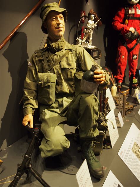 Airborne Assault Museum Hww Museum Mannequins