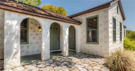 Central Austin Spanish Revival Bungalow Seeks 599k Curbed Austin