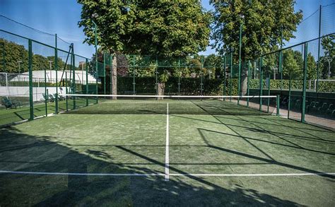 This tennis club is 118 years old. Club de Tennis - Paris Country Club