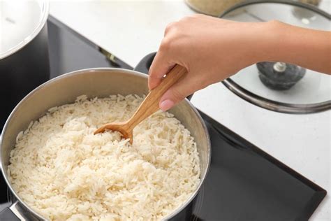 Goreng rebus kukus bakar panggang tumis. Cara Masak Nasi Atas Dapur Gas | Desainrumahid.com