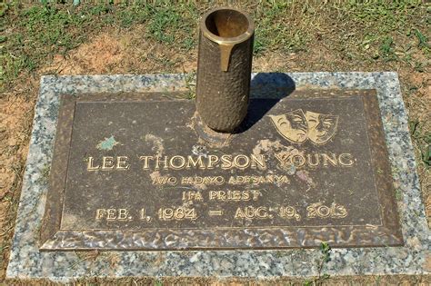 Lee Thompson Young 1984 2013 Find A Grave Memorial