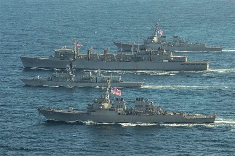 As US Navy ships wrap up a historic Arctic exercise, Russia's navy ...