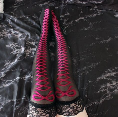 Womens Goth Red Bowknot Trim Stockings With Floral Lace Hem Punk