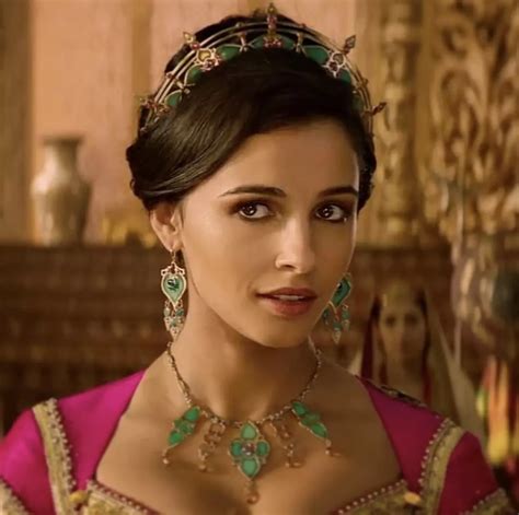 Naomi Scott As Princess Jasmine In Aladdin R Pics