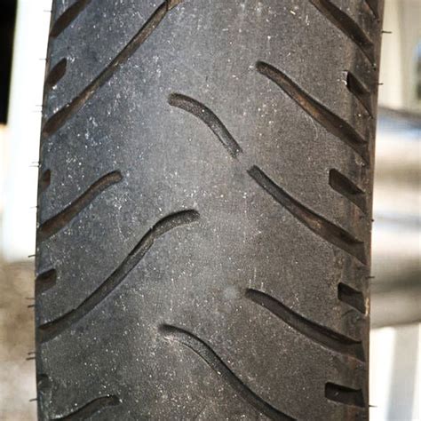 Besides poorer performance, worn out motorcycle tires can be downright dangerous. Motorcycle Tire Wear Bars How to know it is time to ...