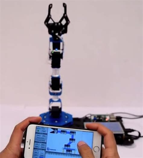 6 Axis Robotic Arm Runs On Raspberry Pi