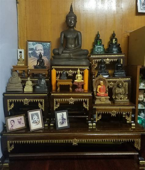 Ballyhoo Buddhist Altars In Thai Homes