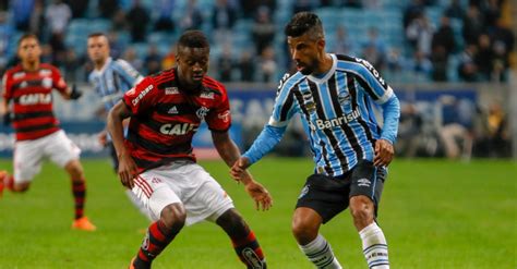 Jogos de quinta, 15 de abril. Flamengo sai atrás, mas arranca empate do Grêmio na última ...