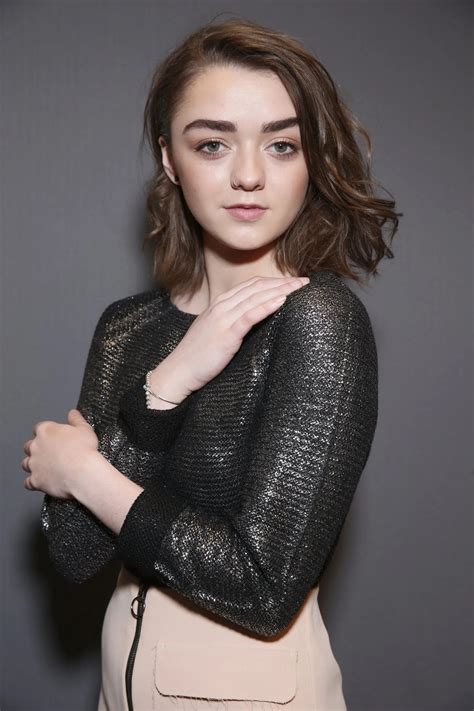 Maisie Williams Wallpapers 54 Images Inside