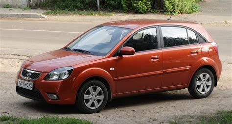 The 2011 kia rio is not as modern or youthful as the mazda mazda2 or toyota yaris, nor does it offer electronic traction and stability control. 2011 Kia Rio iii hatchback - pictures, information and ...