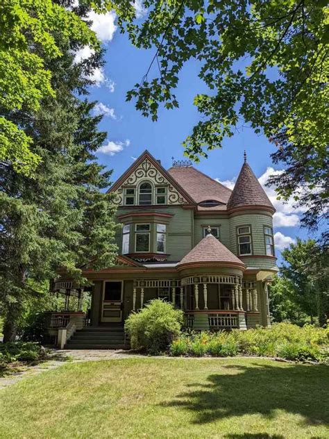 1896 Queen Anne In Saint Johnsbury Vt Old House Dreams