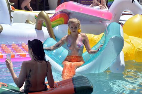 Th Annual Camcon Topless Pool Party Photos Thefappening