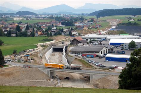 Just three kilometres from the shores. Umfahrung Straßwalchen - Salzburgwiki