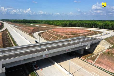 Maybe you would like to learn more about one of these? PUPR Tawarkan 6 Proyek Jalan Tol dan Jembatan Senilai Rp ...