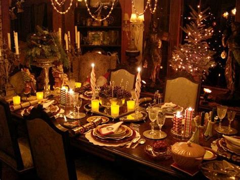 It is believed that jesus was born at the stroke of midnight, and thus the night before is considered to be the holy night. How To Set The Perfect Christmas Dinner Table | Foodie ...