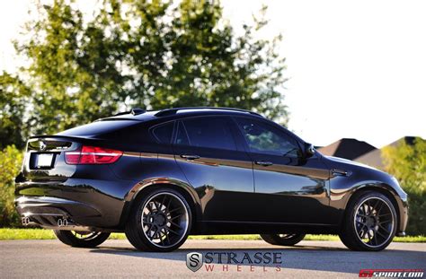 March 31, 2021, 12:41 p.m. Black Sapphire Metallic BMW X6M Lowered on SM7 Strasse Wheels - GTspirit