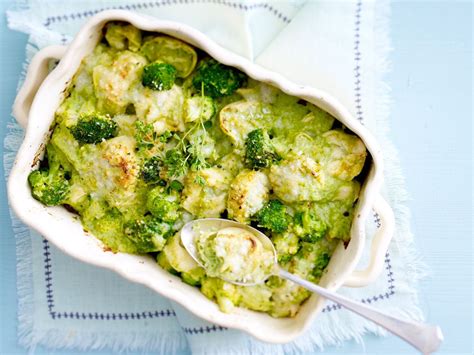 Check spelling or type a new query. Brokkoli-Auflauf - die besten Rezepte | LECKER | Rezepte ...