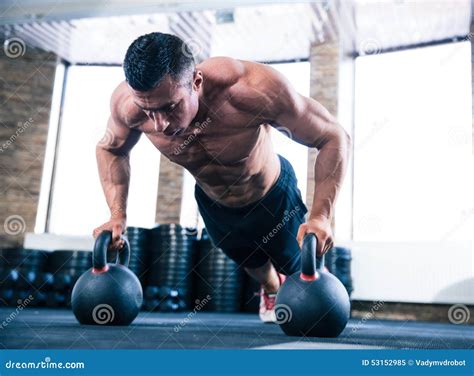 Muscular Man Doing Push Ups In Gym Stock Image Image Of Athletic