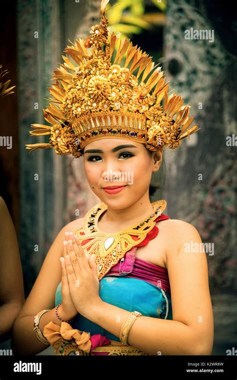 Young Balinese Dancer In Costume Hi Res Stock Photography And Images
