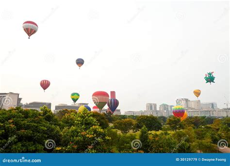 5th Putrajaya International Hot Air Balloon Fiesta 2013 Editorial Stock