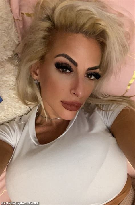 Porn Stars Pay Tribute To Late Adult Actress Jesse Jane Who Died At The