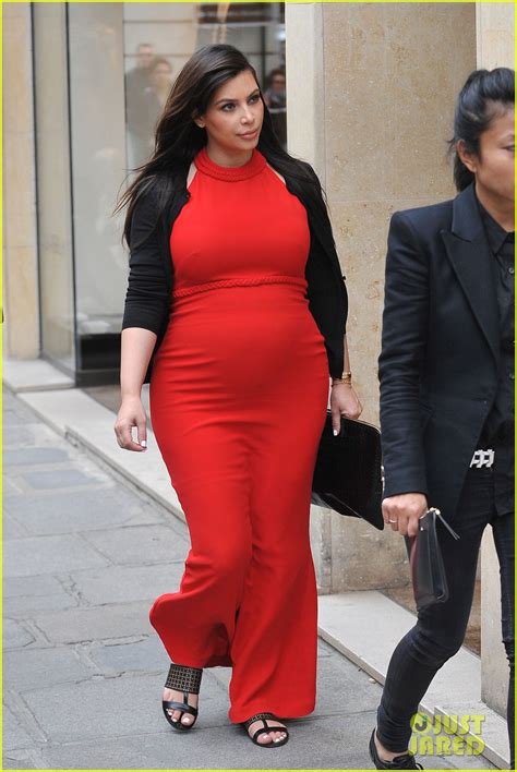 Pregnant Kim Kardashian And Kanye West Reunited In Paris Photo 2861310