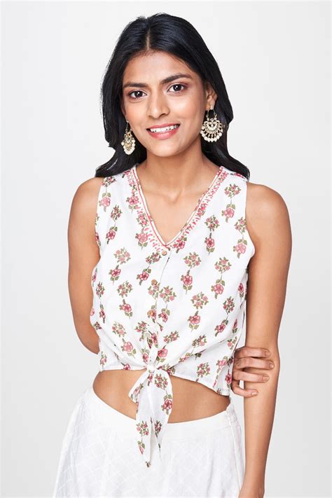 Buy Off White Floral Bodycon Crop Top Online At Best Price At Global Desi Ss20gs179tpchd