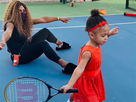 Serena Williams Y Sus Fans Alucina Con La Destreza De Su Hija Con La