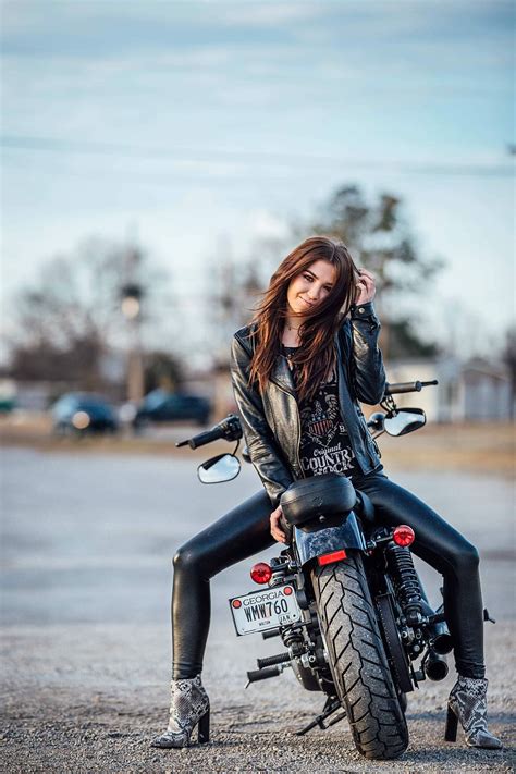 Hd Wallpaper Woman Sitting On Black Motorcycle Bike Backwards