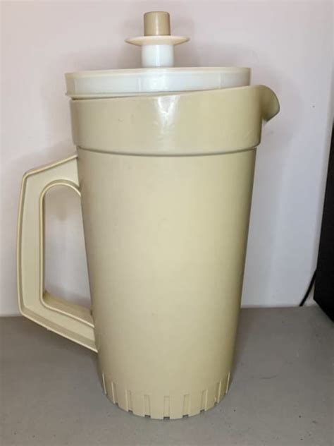 Tupperware Jug Litre Vacuum Seal Lid Vintage Retro Other Kitchen