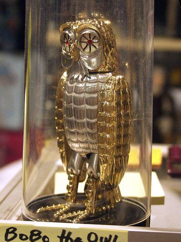 Bubo is a mechanical owl of brass & iron who was sent by the gods of olympus to aid perseus on his quest in clash of the titans. Bubo the Owl from the original Clash of the Titans movie ...