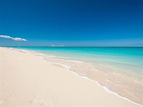 Grace Bay Beach Turks And Caicos