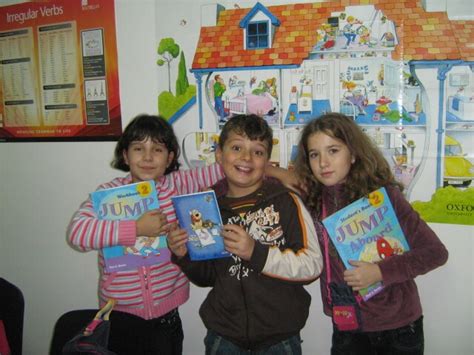 Езикови курсове за деца и ученици в Бургас | МИСИС БИЙН