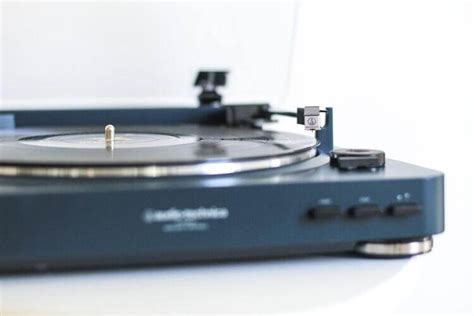 12 Best Turntables Under 300 A Budget Friendly Guide 2021