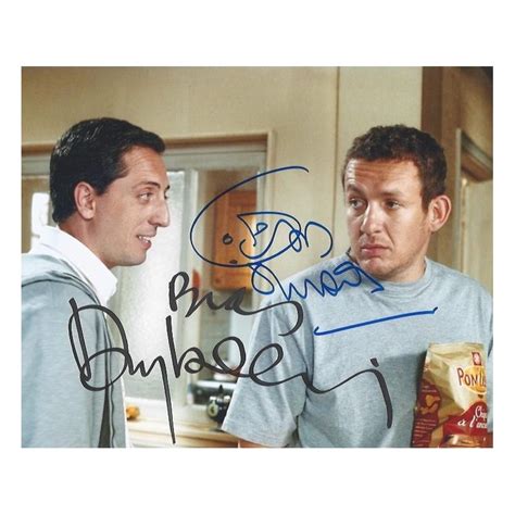 A man and his friends come up with an intricate and original plan to destroy two big weapons manufacturers. Dany BOON & Gad ELMALEH Autograph