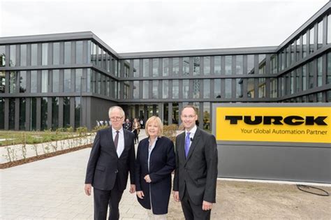 Wer genau zählt zu den gruppen, die zuerst eine impfung erhalten können? Automatisierungsspezialist Turck investiert 13 Millionen Euro in Mülheim - Stadt Mülheim an der Ruhr