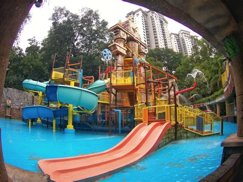 All of which are well worth a visit! Sunway Lagoon Malaysia - Living in the Moment