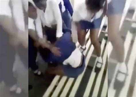 Watch Schoolgirl Brutally Beaten By Group Of Fellow Pupils