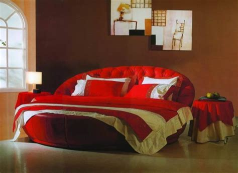 Yet, very few homes seem to have embraced this circular delight. 27+ Round Beds Design Ideas to Spice Up Your Bedroom
