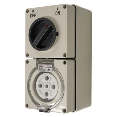 5 Pin 32 Amp Industrial Weatherproof Combination Switch Socket 3 Phase
