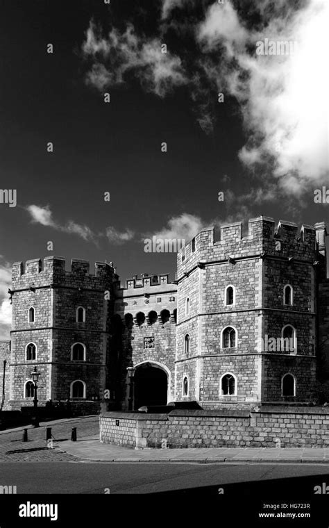 Exterior View Of Windsor Castle Windsor Town Royal Berkshire County