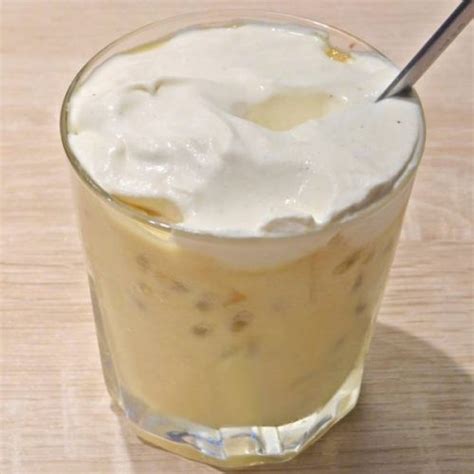 Verrine mousse mangue-passion et sa chantilly